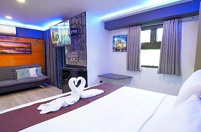 Clockworkorange Luxury Hotel 5*